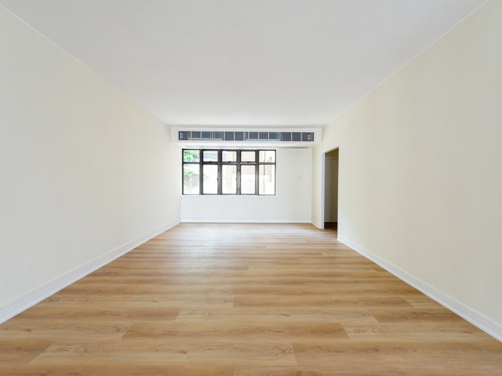 photo 16 — Grenville House, Mid Levels Central
