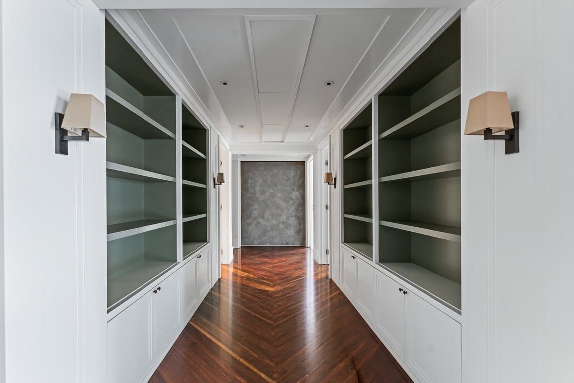 photo 6 — Grenville House, Mid Levels Central