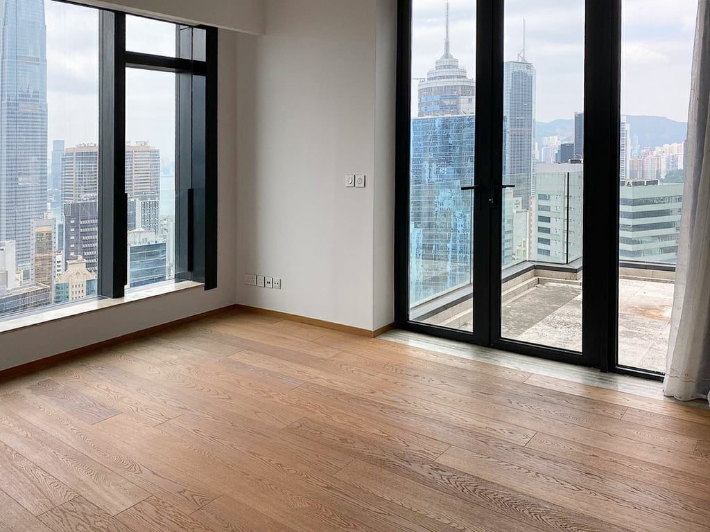 photo 4 — Gramercy, Mid Levels Central