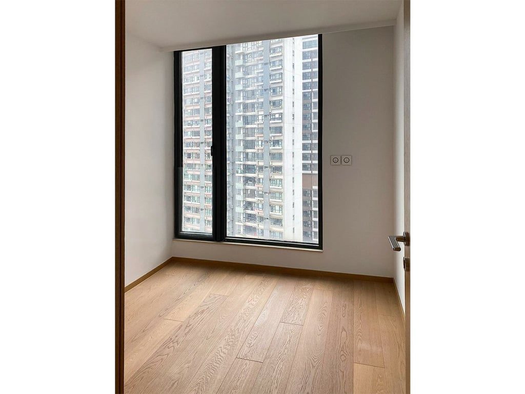 photo 6 — Gramercy, Mid Levels Central