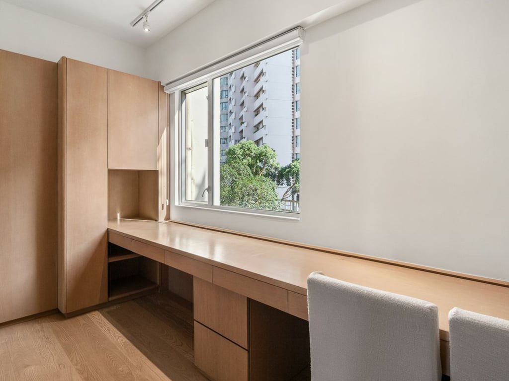 photo 7 — Greenland Court, Mid Levels Central