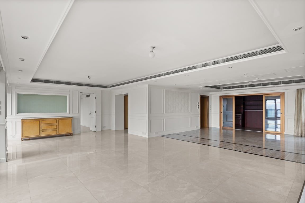 photo 6 — Estoril Court, Mid Levels Central