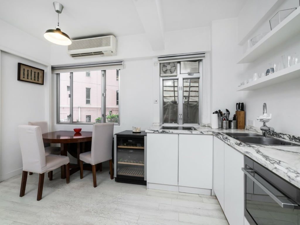 photo 2 — 17 Bonham Road, Mid Levels West