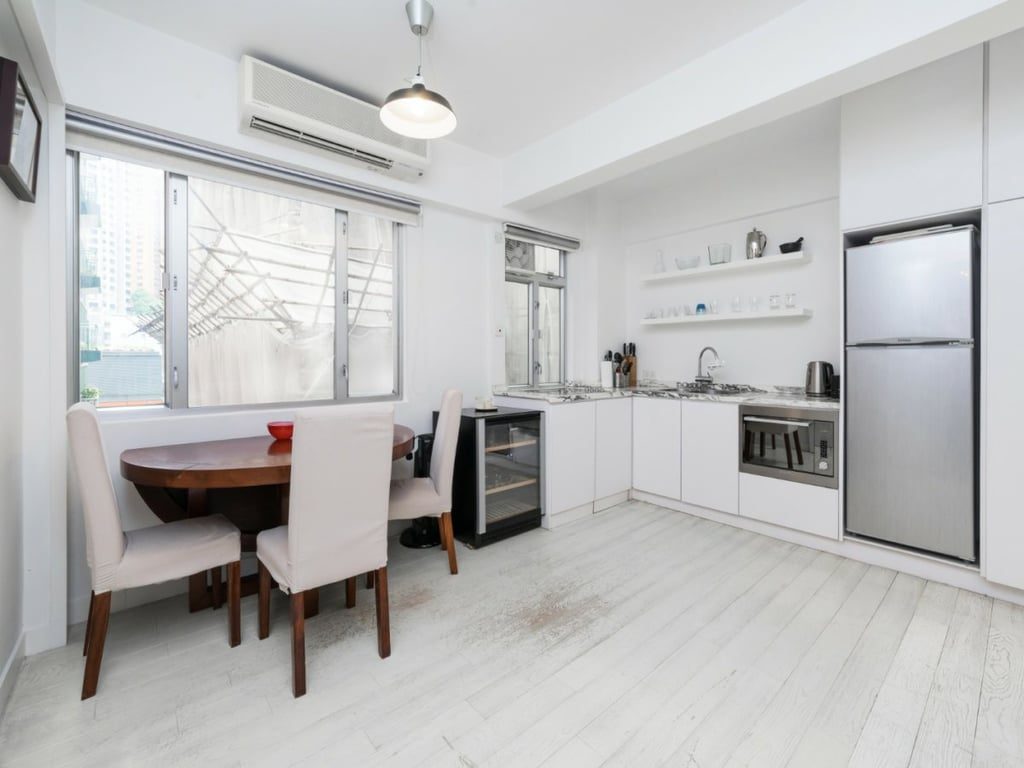 photo 4 — 17 Bonham Road, Mid Levels West