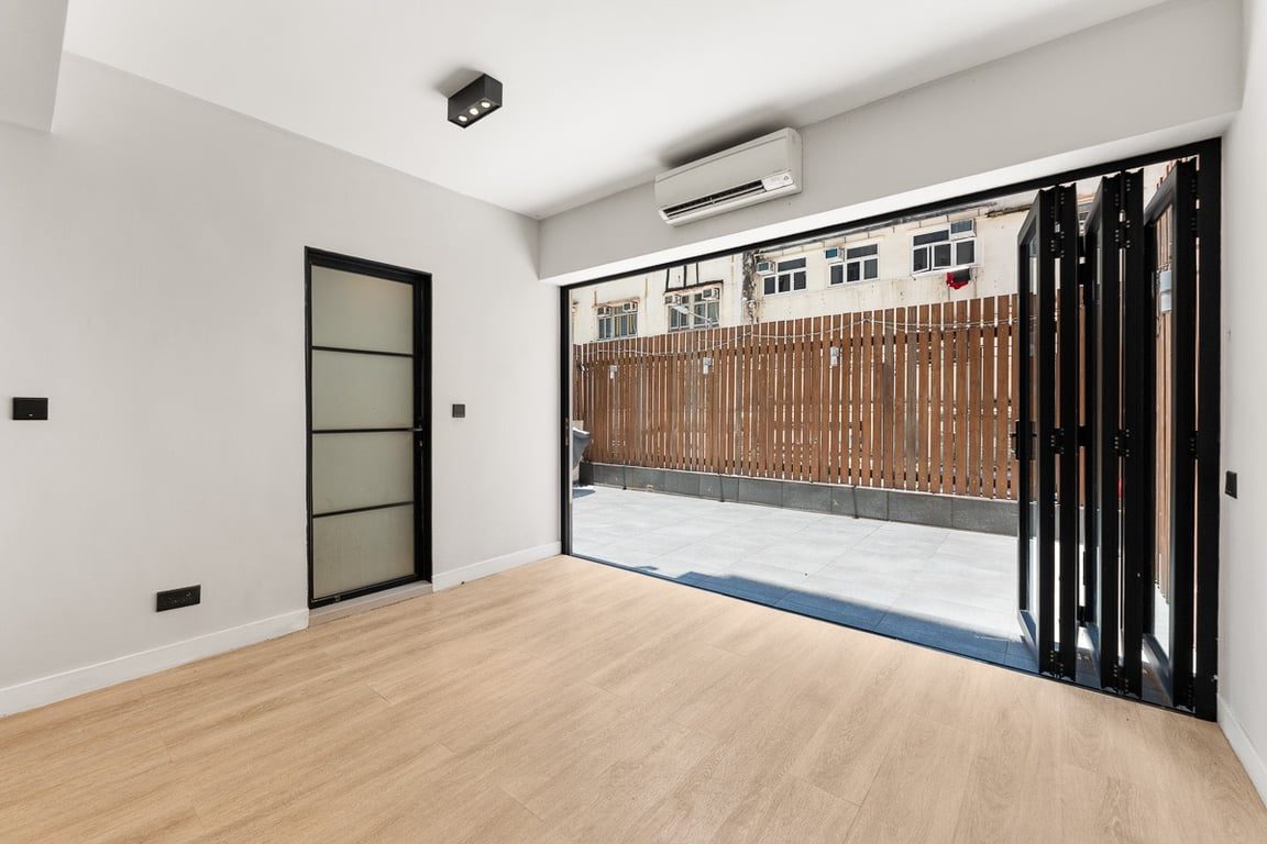 photo 5 — Hang Sing Mansion, Sai Ying Pun