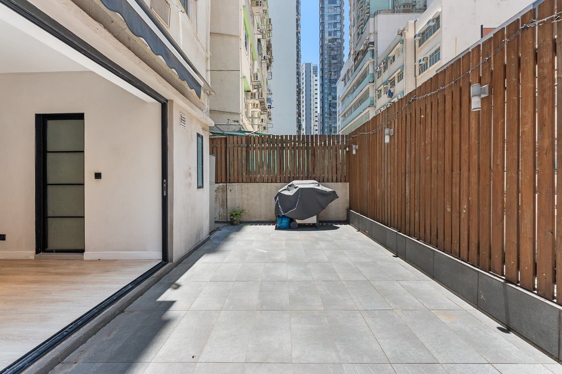 photo 7 — Hang Sing Mansion, Sai Ying Pun