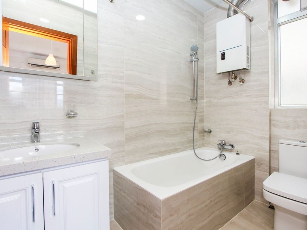 photo 7 — Robinson Garden Apartments, Mid Levels Central