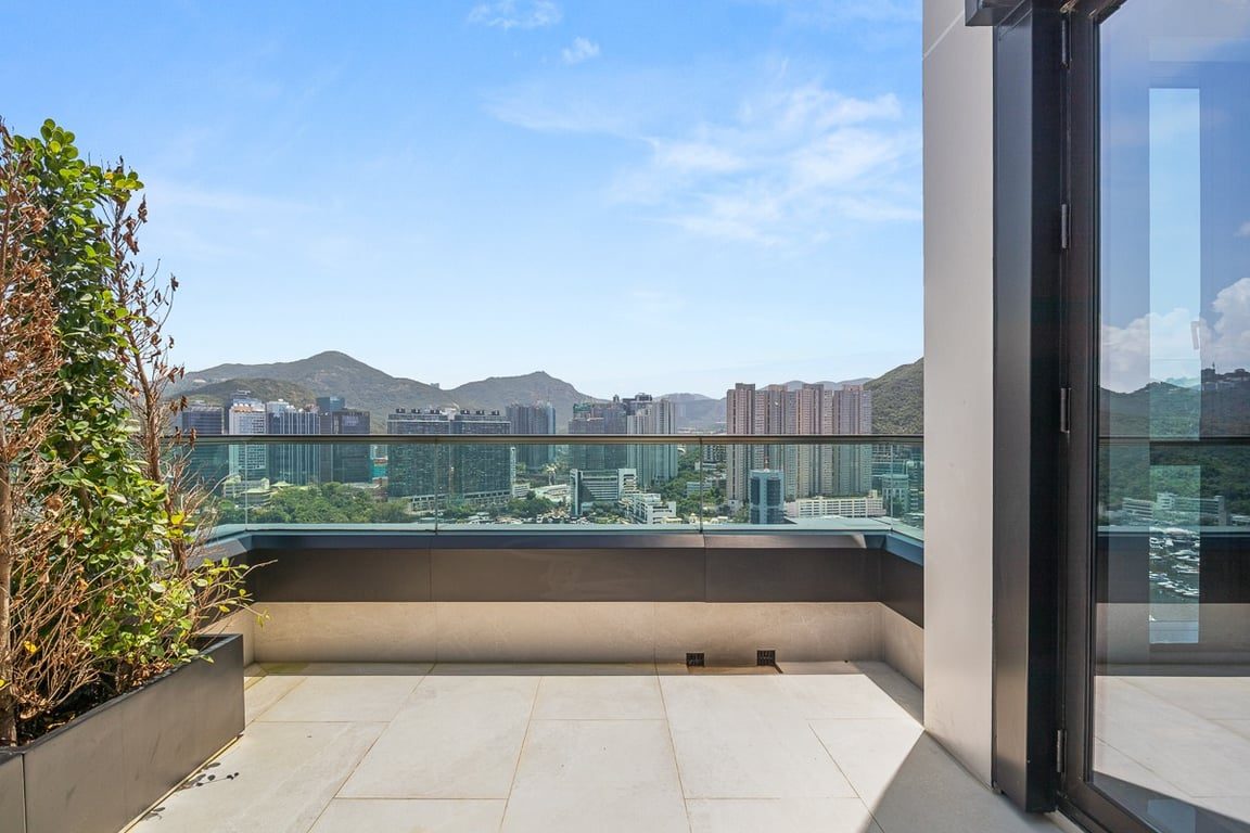 photo 9 — VELE, Ap Lei Chau
