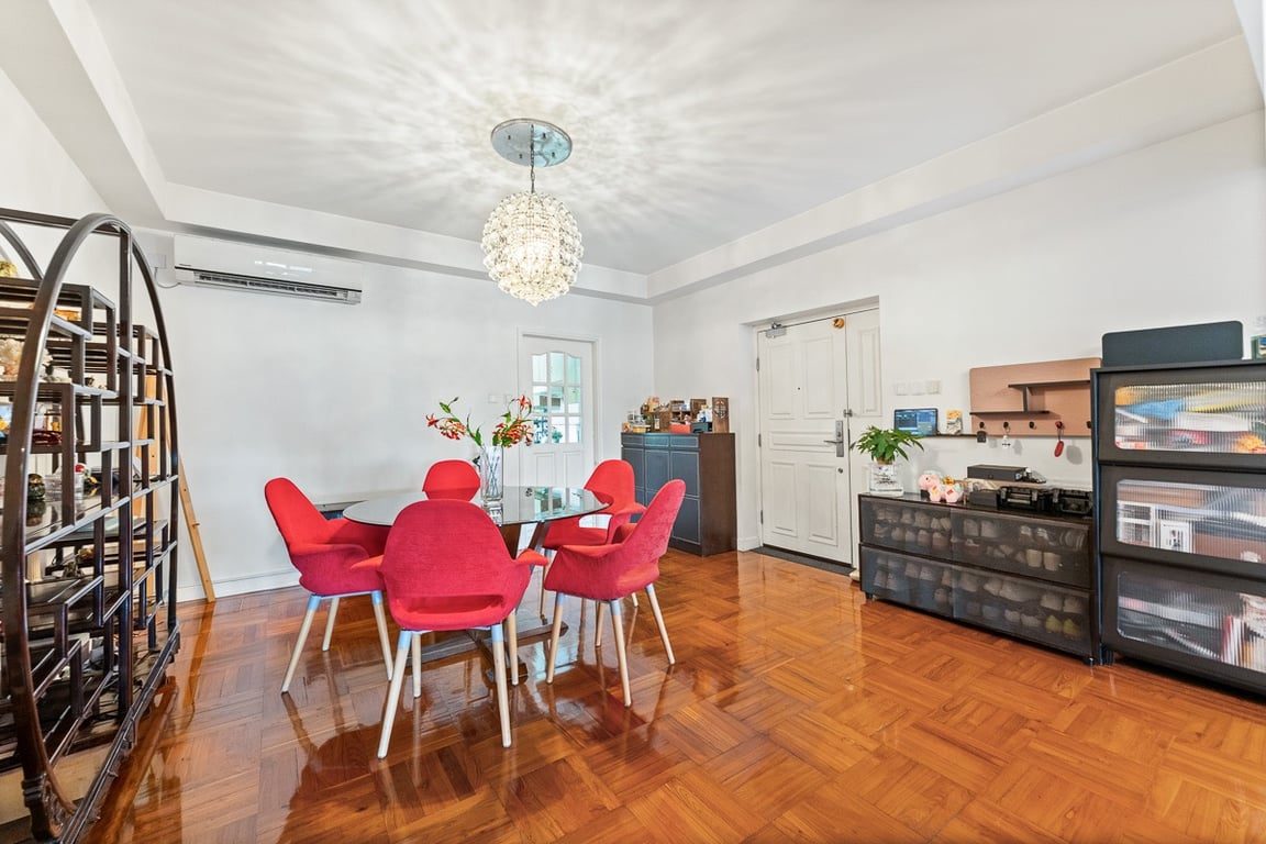 photo 10 — Hong Villa, Mid Levels Central