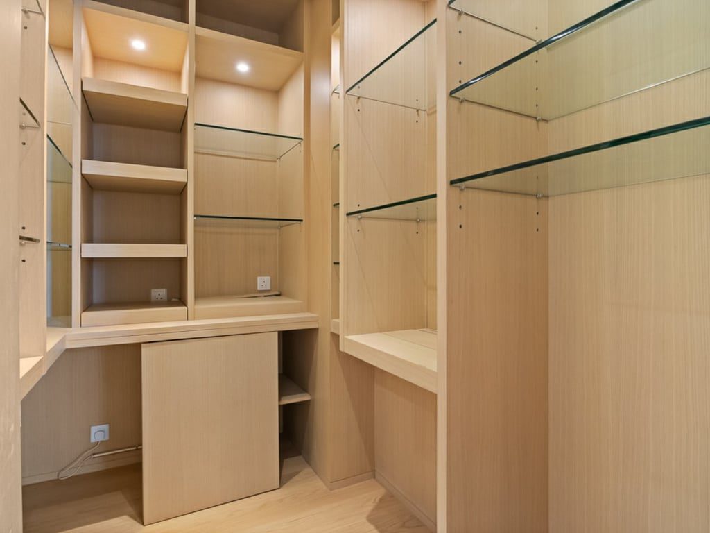 photo 14 — Villa Verde Blk A, The Peak