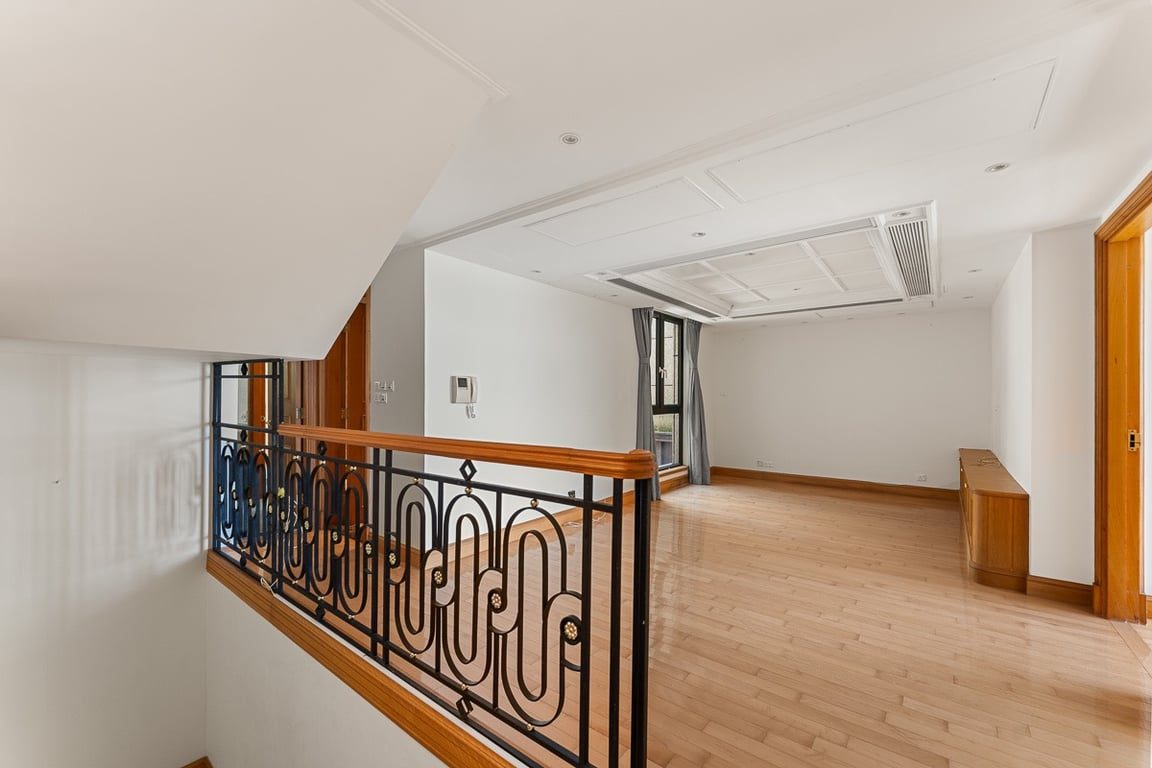 photo 16 — Le Palais, Tai Tam