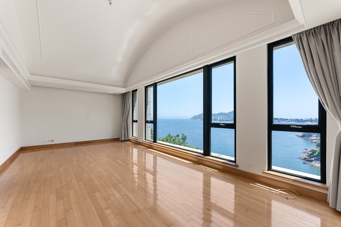 photo 8 — Le Palais, Tai Tam
