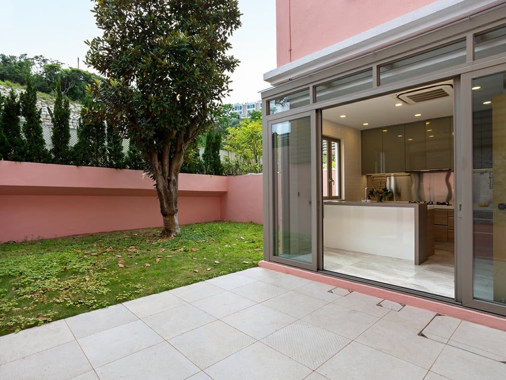 photo 19 — Rehill Peninsula  - Palm Drive, Tai Tam