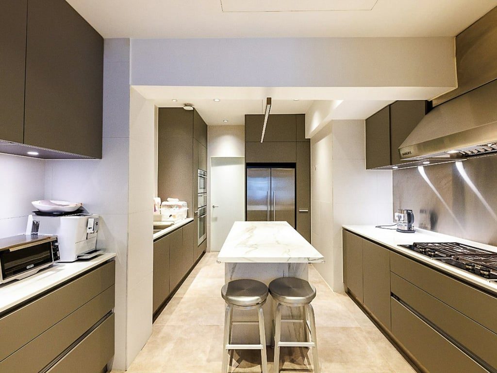 photo 4 — Grosvenor House, Mid Levels Central