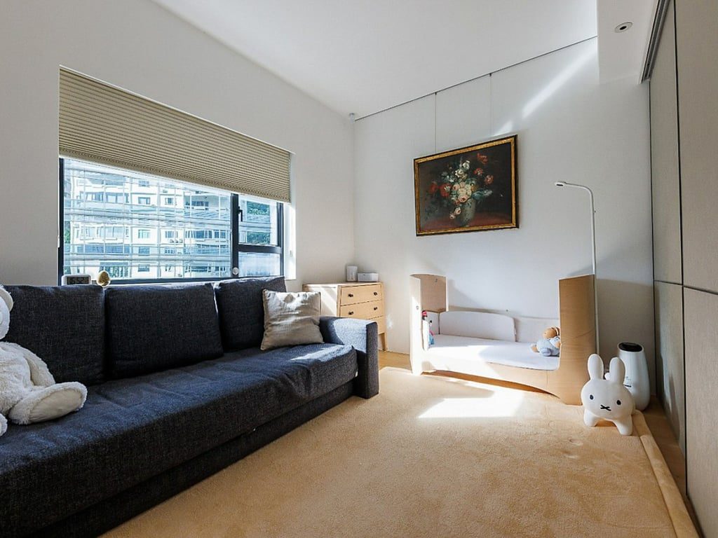 photo 7 — Grosvenor House, Mid Levels Central