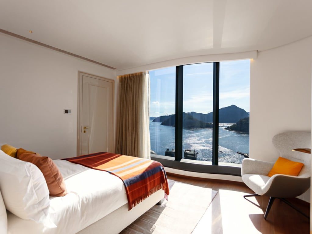 photo 21 — PULSA, Repulse Bay