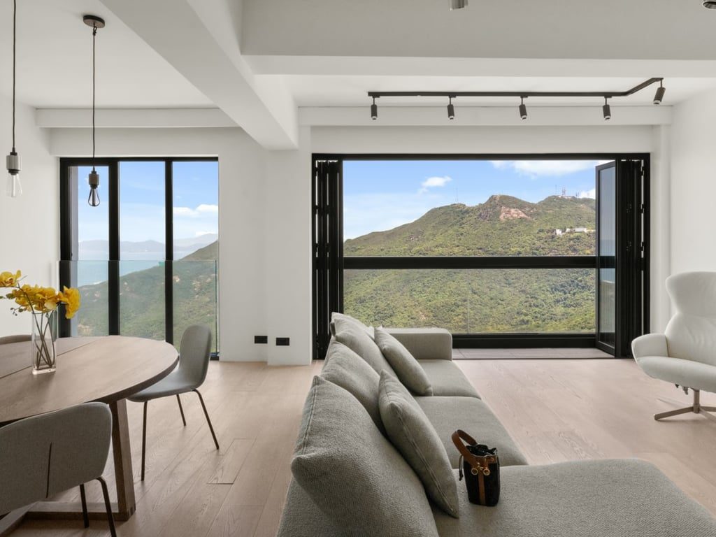 photo 2 — Kellett Heights, The Peak