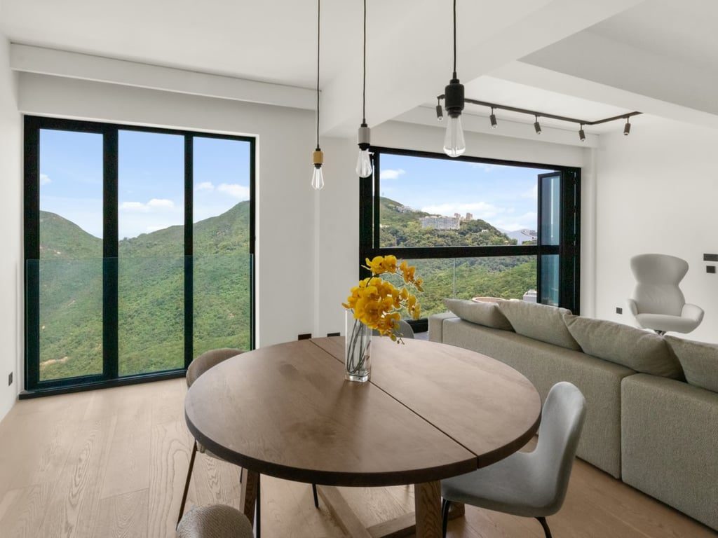 photo 3 — Kellett Heights, The Peak