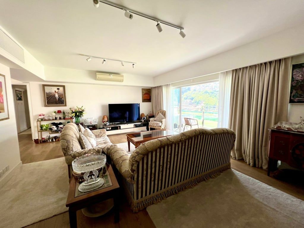 photo 2 — Rose Court Blk B, Happy Valley