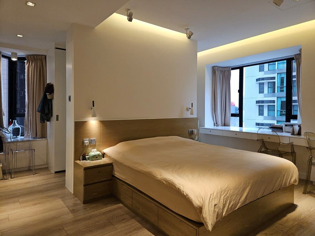 photo 4 — Regal Crest, Mid Levels Central