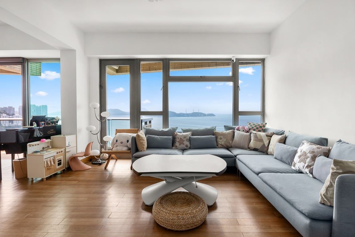 photo 5 — Villas Sorrento, Pok Fu Lam