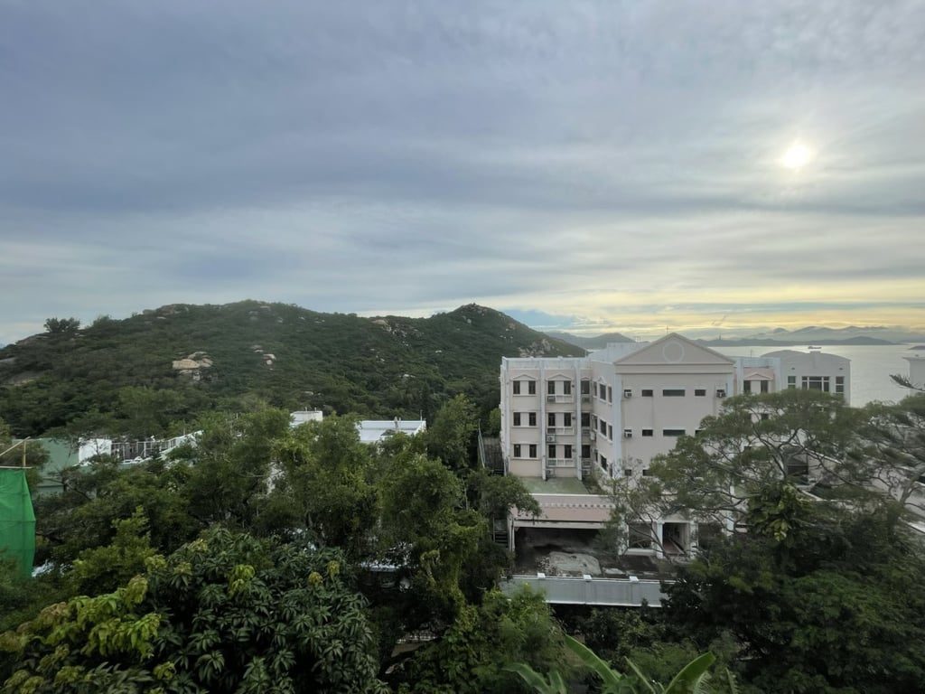 photo 15 — 8-14 Cape Road, Chung Hom Kok