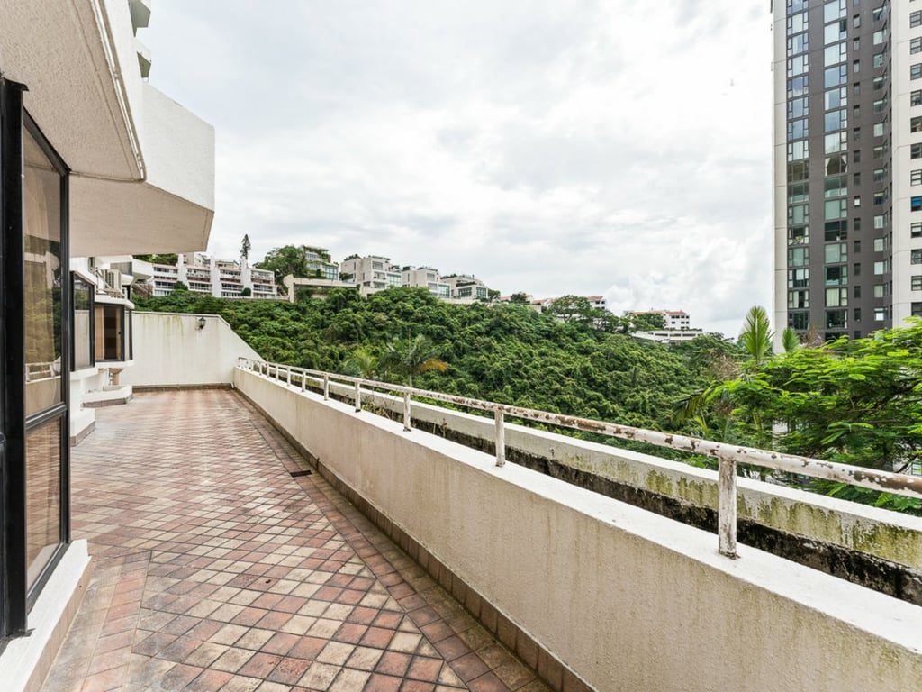 photo 1 — South Bay Towers, South Bay