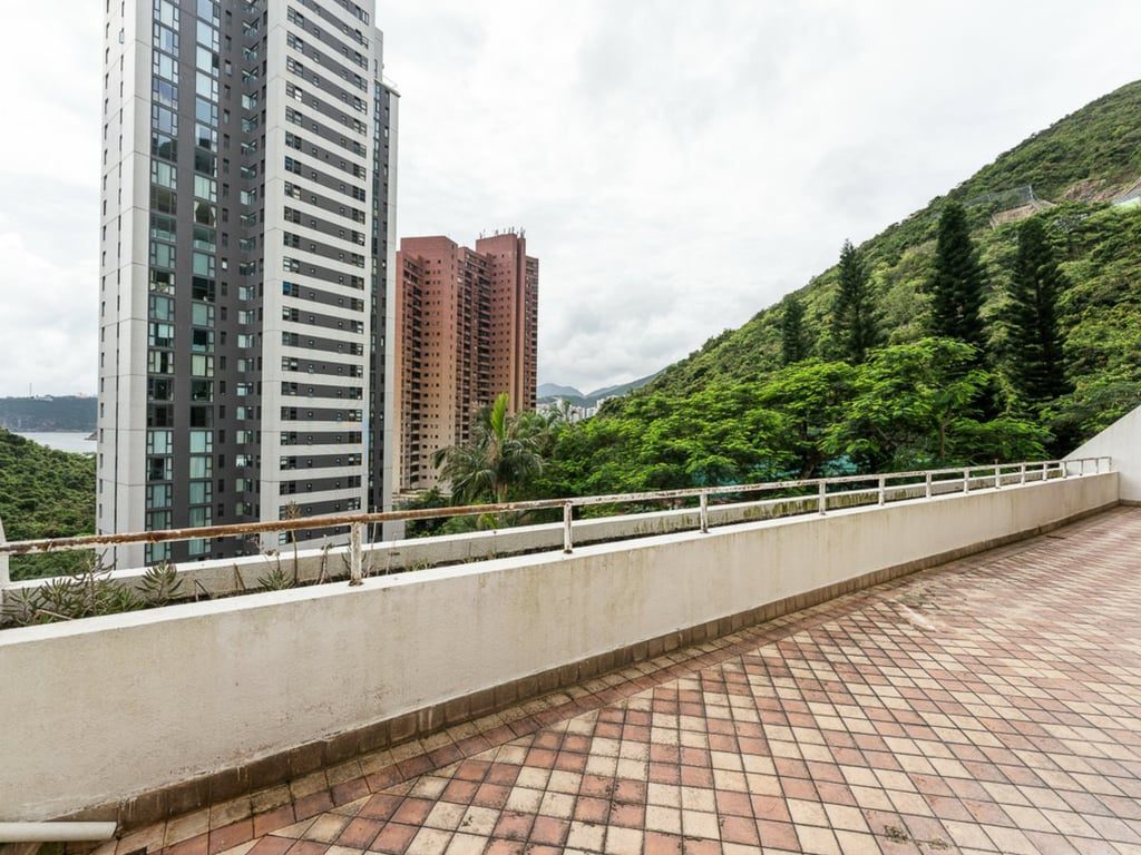 photo 4 — South Bay Towers, South Bay
