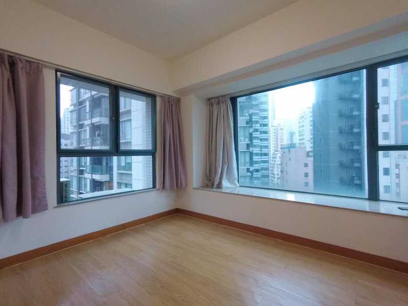 photo 2 — Elite's Place, Sai Ying Pun