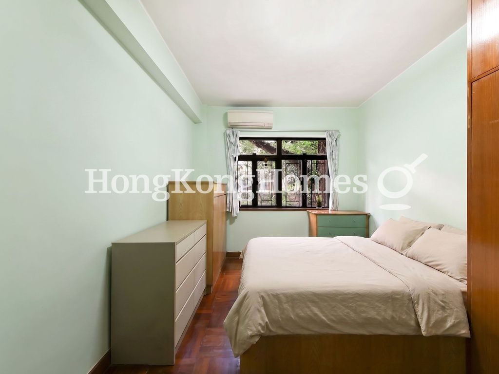 Master Bedroom — Hing Wah Mansions - Block B, Mid-levels West