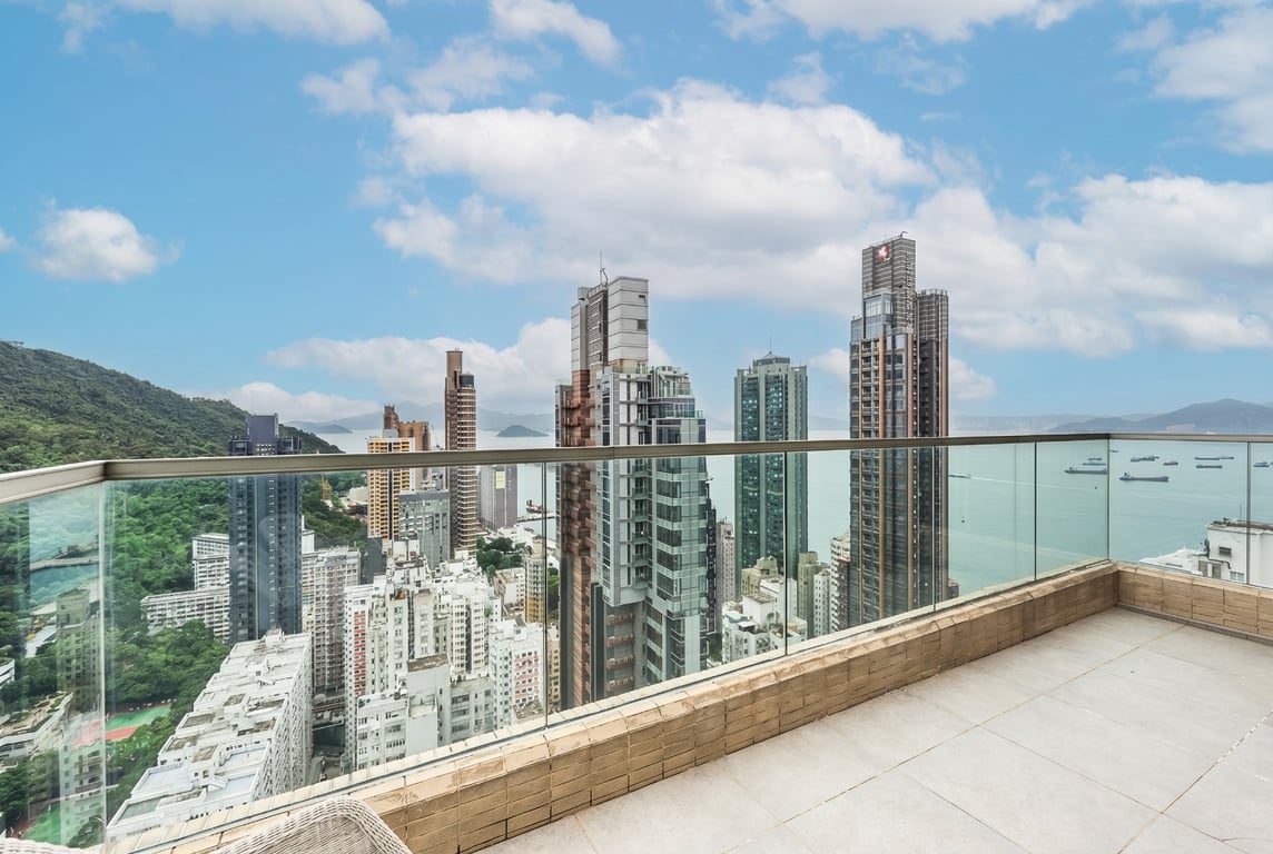 photo 10 — Lexington Hill, Kennedy Town