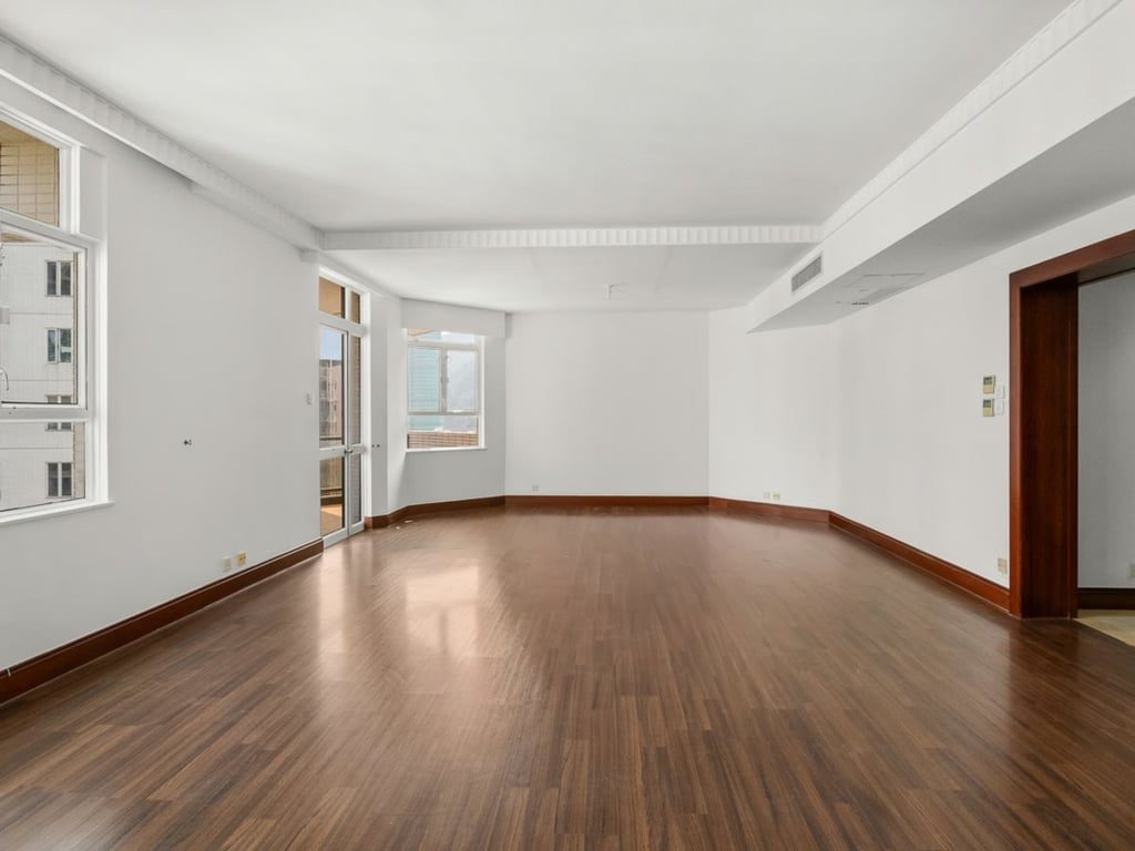 photo 10 — Tregunter Tower 2, Mid Levels Central