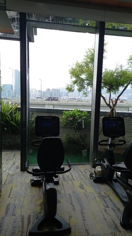 photo 3 — Victoria Harbour Phase 1B, North Point
