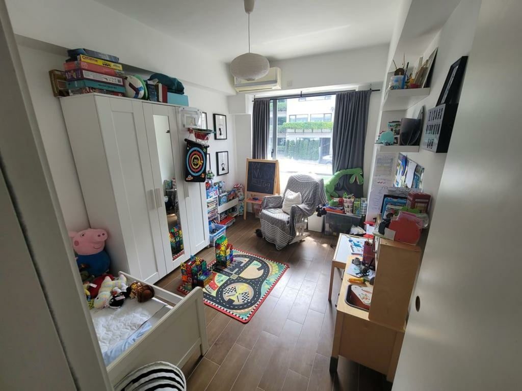 photo 4 — Sunrise Court, Happy Valley