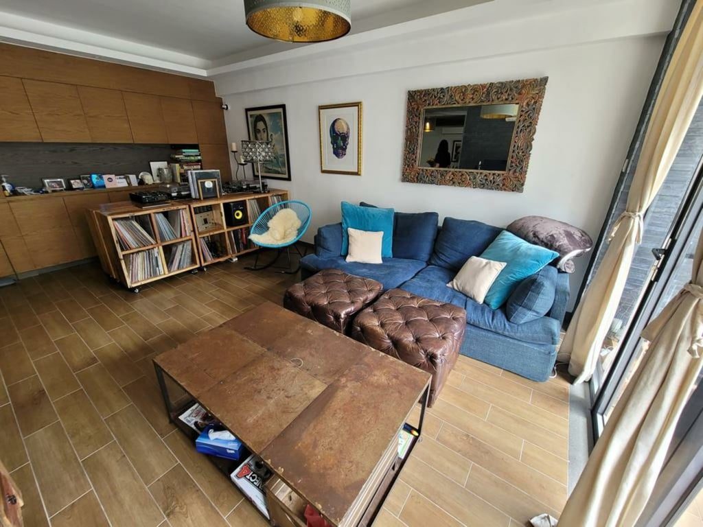 photo 5 — Sunrise Court, Happy Valley
