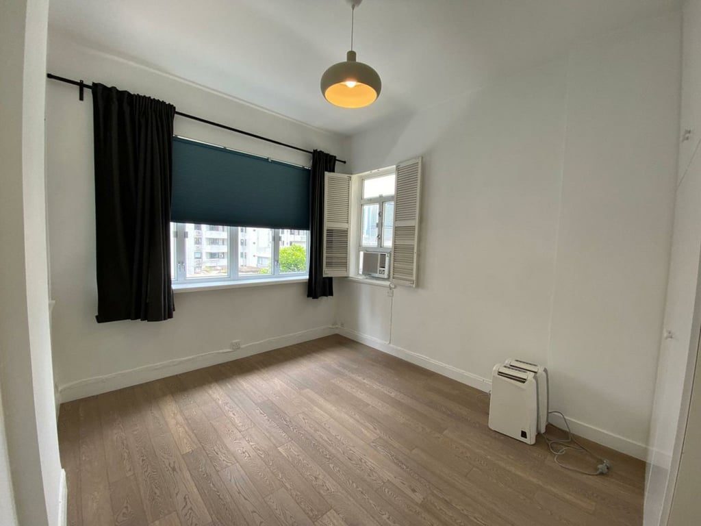 photo 5 — 5H Bowen Road, Mid Levels Central