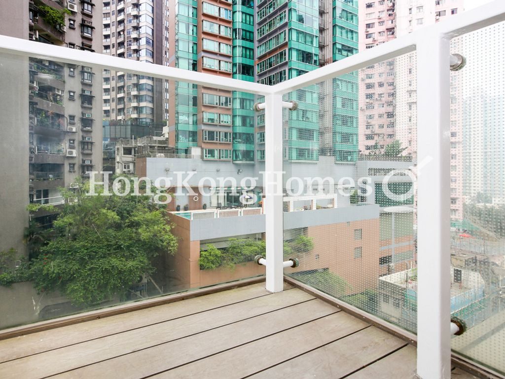 Balcony off Master Bedroom — 尚賢居，中環