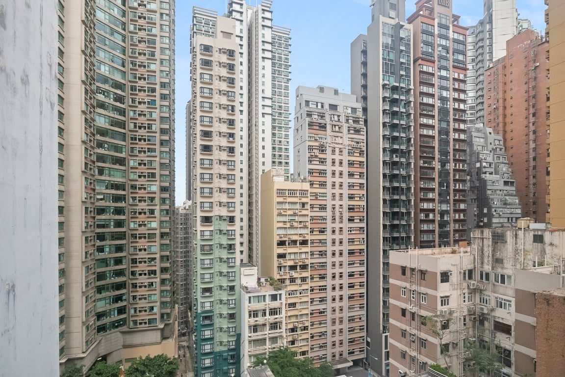 photo 2 — Manly Mansion, Mid Levels West