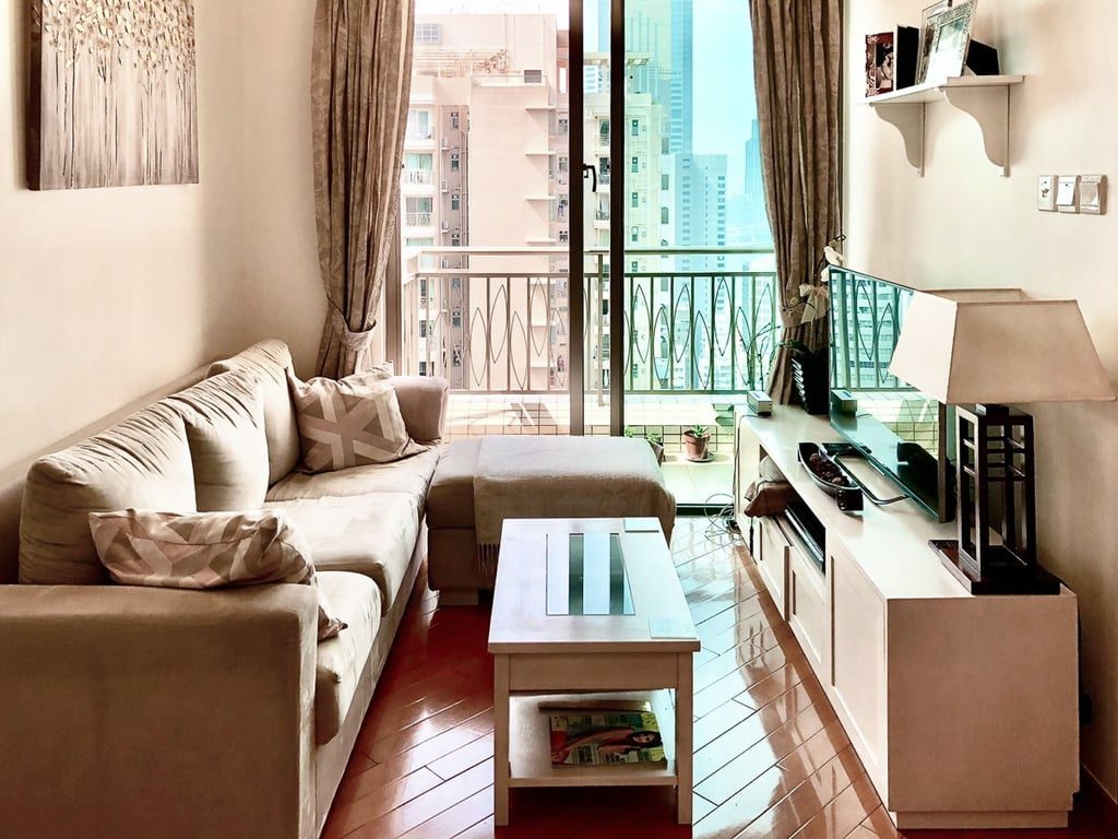 photo 2 — The Zenith, Wan Chai