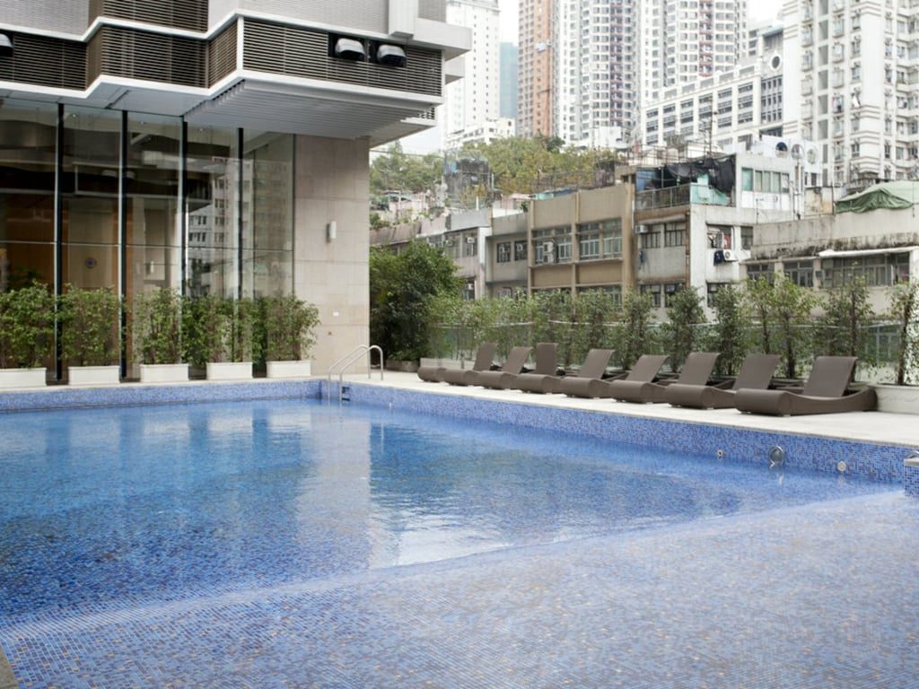 photo 10 — Island Crest, Sai Ying Pun