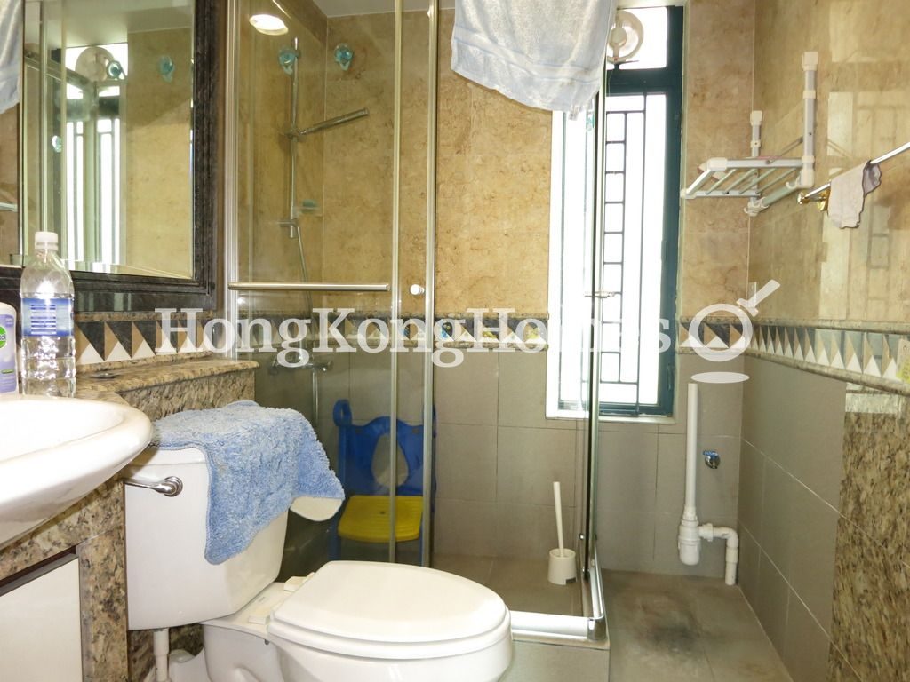 Guest Bathroom — 曉嵐閣 - 第03座，西貢