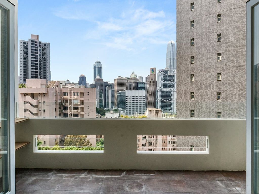photo 6 — Best View Court, Mid Levels Central