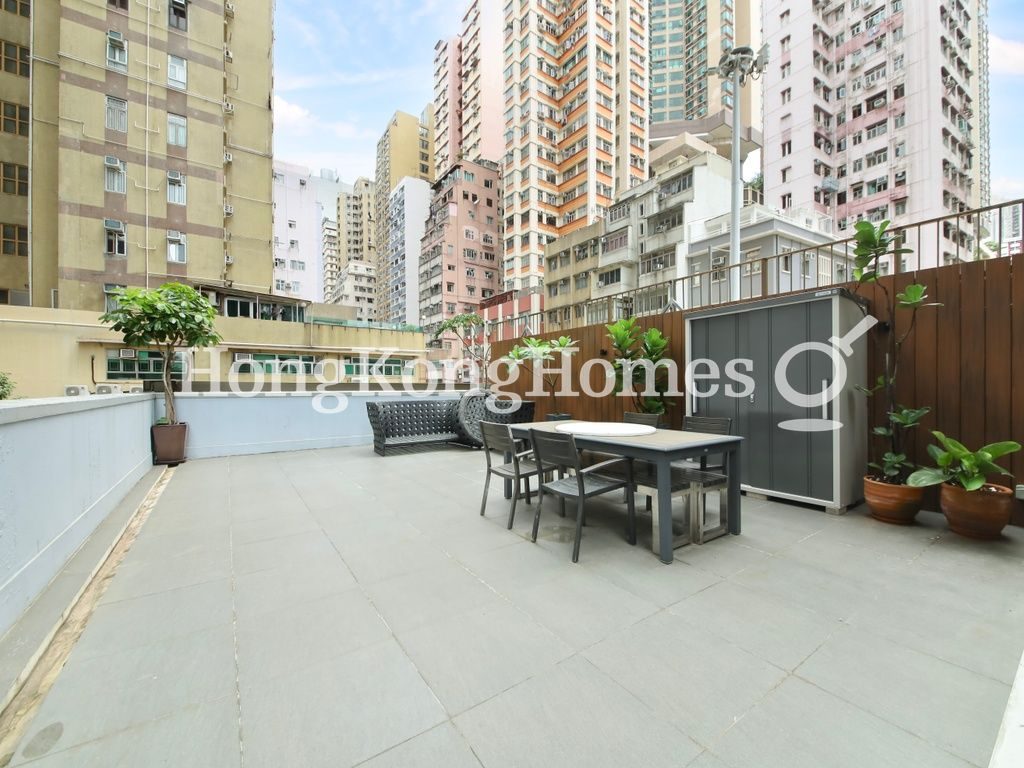Private Terrace — 和發大廈，西環堅尼地城