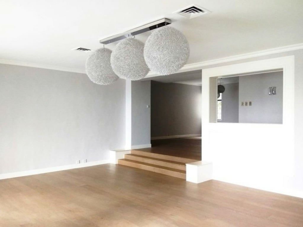 photo 2 — Grenville House, Mid Levels Central