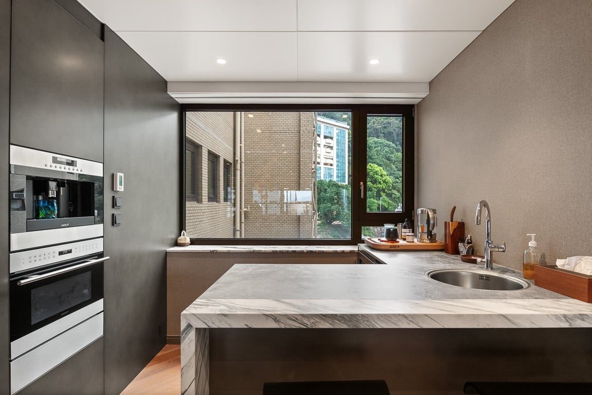 photo 12 — Grenville House, Mid Levels Central