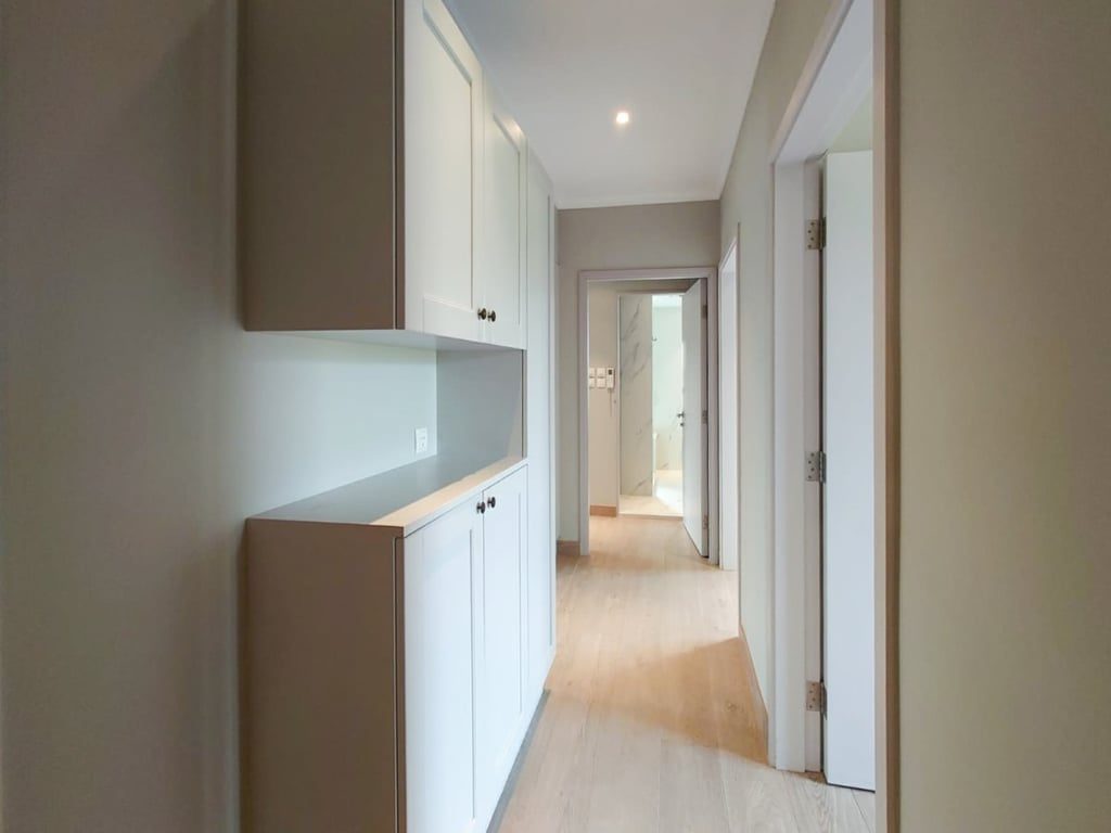 photo 6 — 6-8 Ching Sau Lane Blk A, Chung Hom Kok