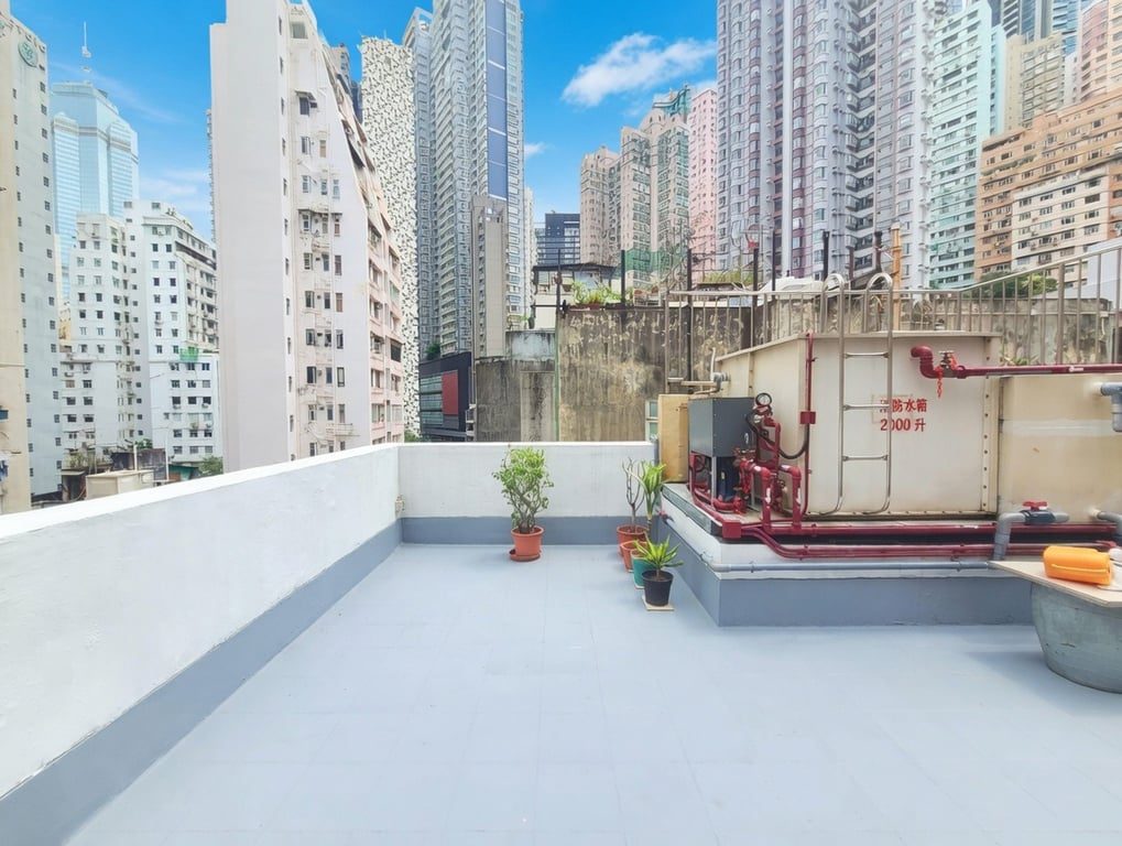 photo 8 — 152-154 Hollywood Road, Sheung Wan