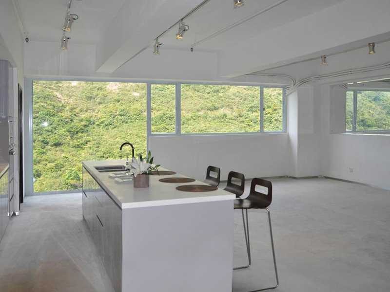 photo 2 — Derrick Industrial Building, Wong Chuk Hang