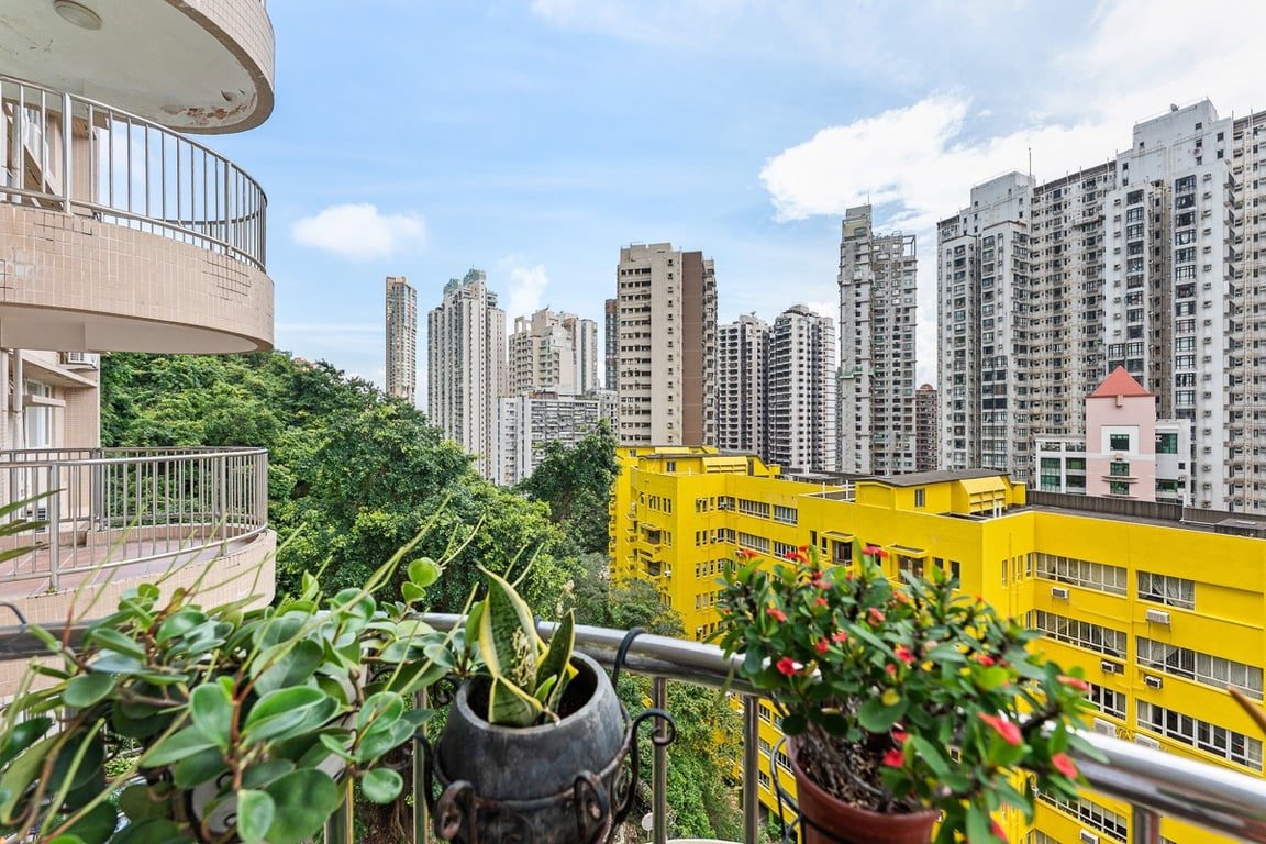 Pearl Gardens