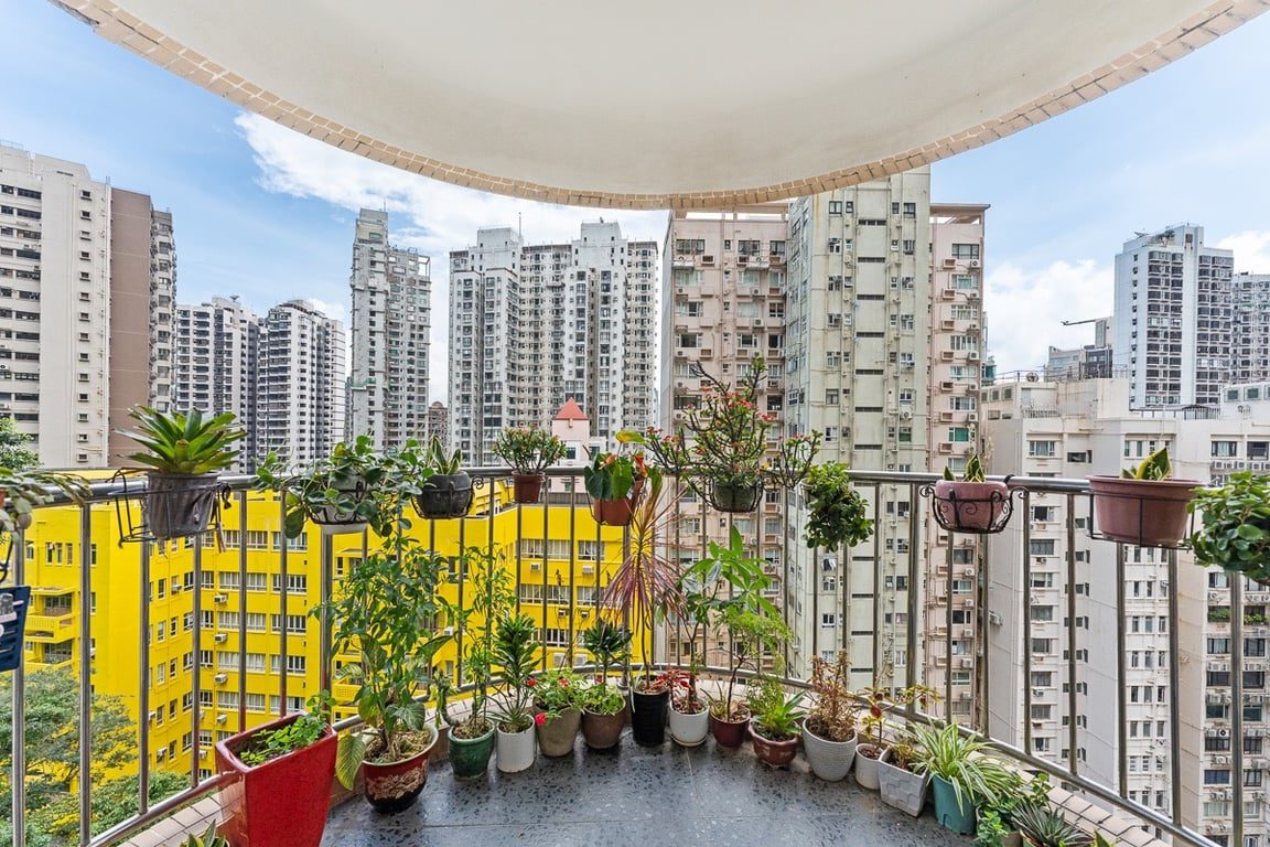 photo 2 — Pearl Gardens, Mid Levels Central